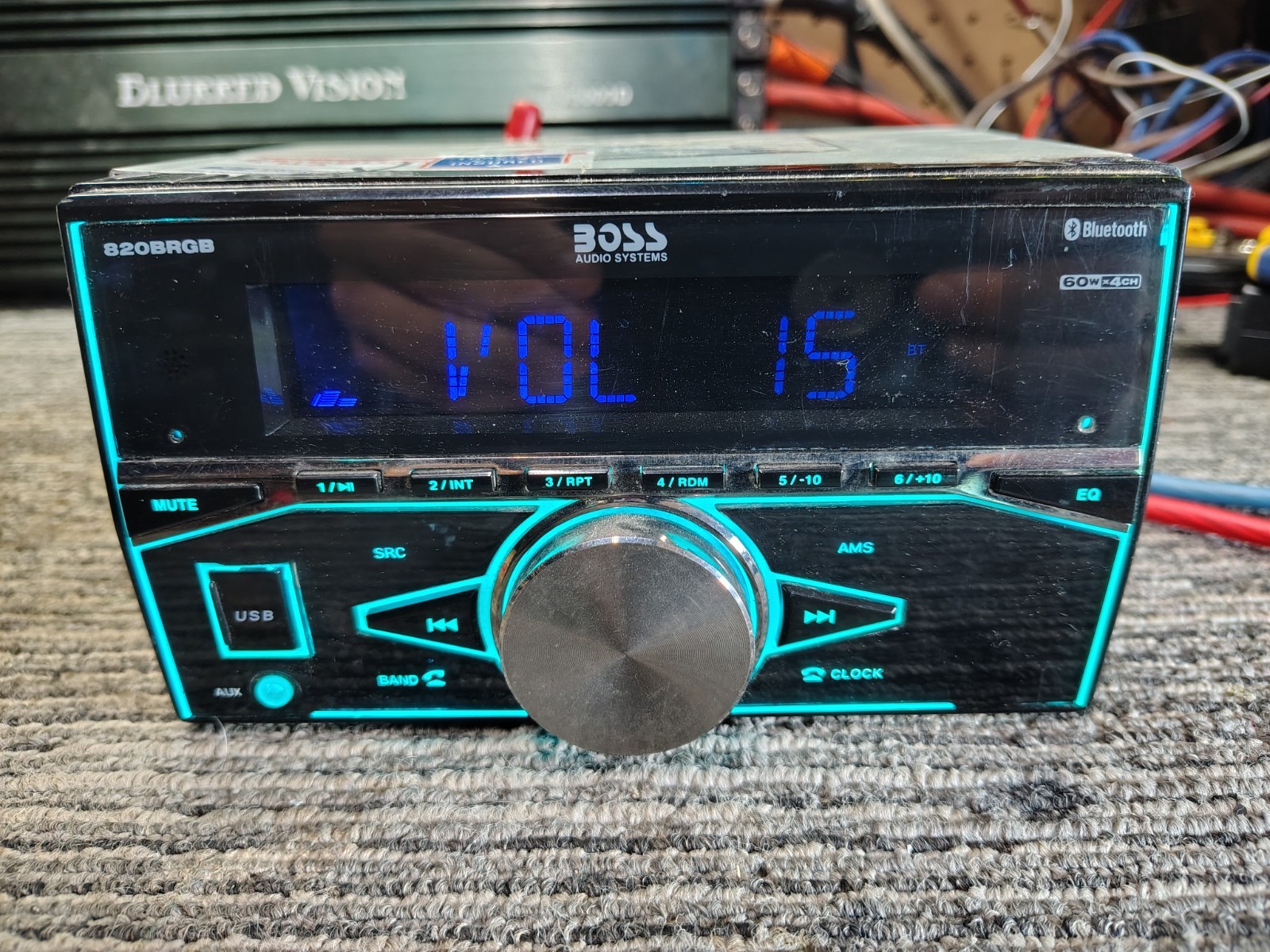 BOSS Audio 820BRGB Bluetooth USB AUXILIARY