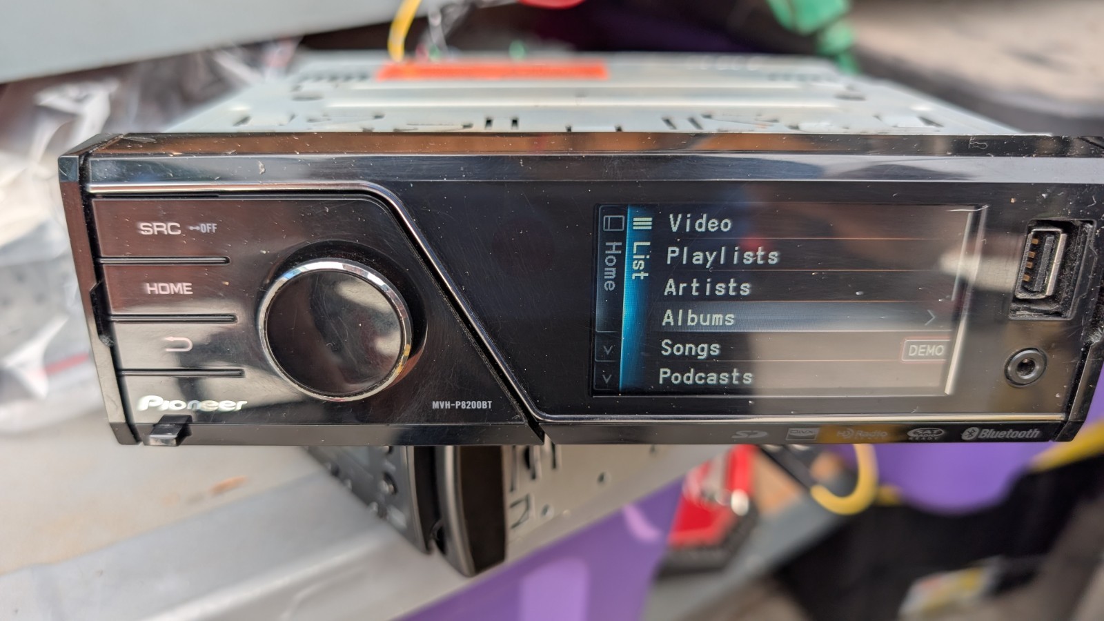 2010 Pioneer MVH-P8200BT Digital Media Receiver Head Unit Car Audio Untested