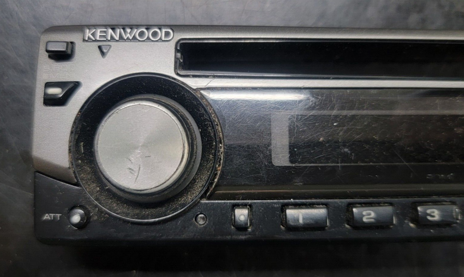 Kenwood Car Stereo Radio KDC-135 CD Player Removable FACEPLATE ONLY