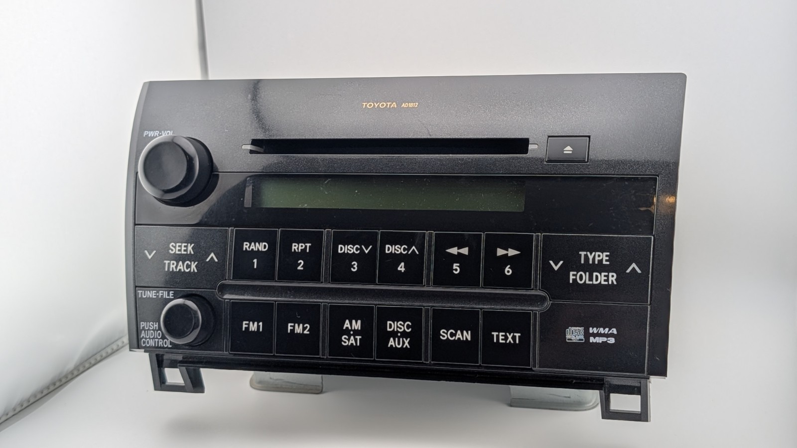 2007-2013 Toyota Tundra OEM AM/FM Radio Tuner CD 86120-0C270 AD1812
