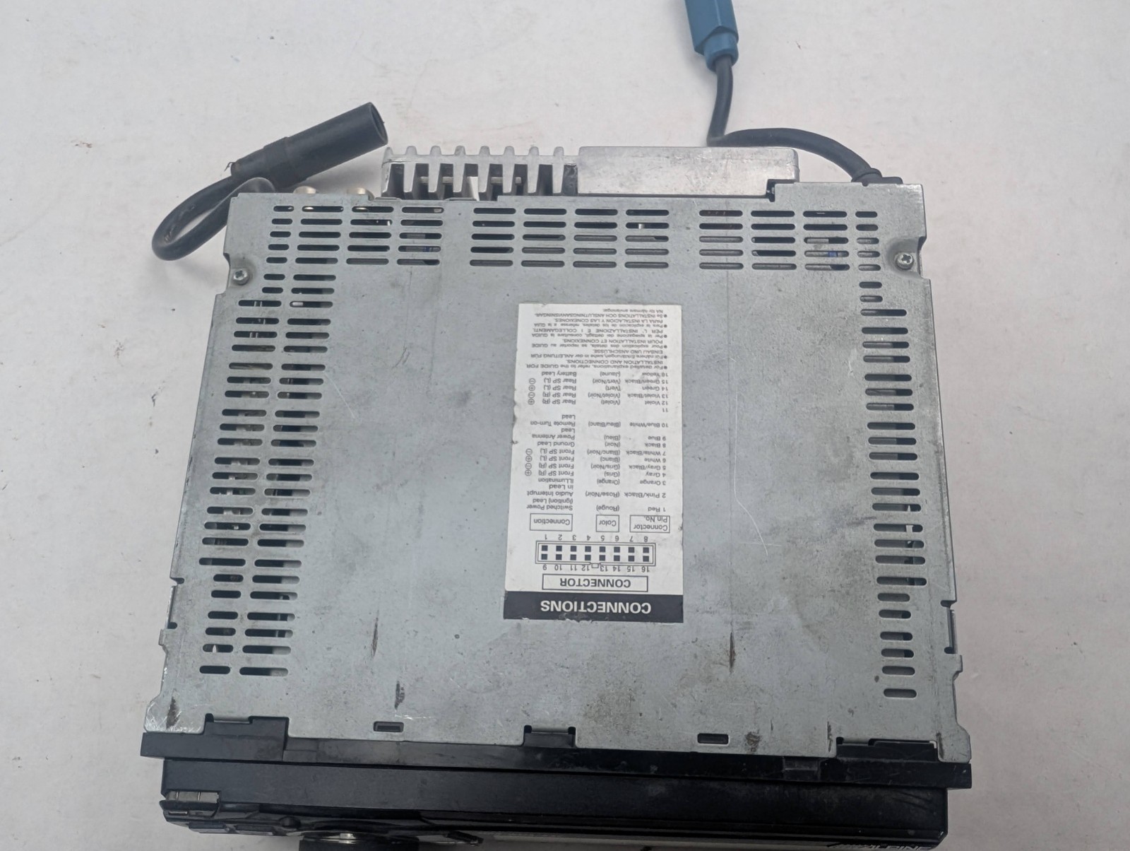 Alpine CDA-9884 MP3/WMA/AAC/CD In Dash Receiver 50Wx4