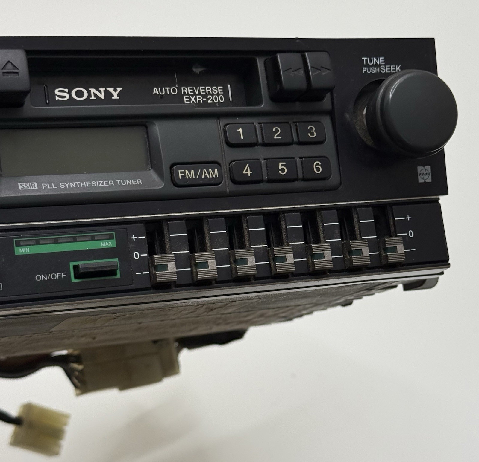 Sony EXR-200 AM/FM Cassette Stereo Equalizer 1984-1989 Toyota 4Runner Pickup