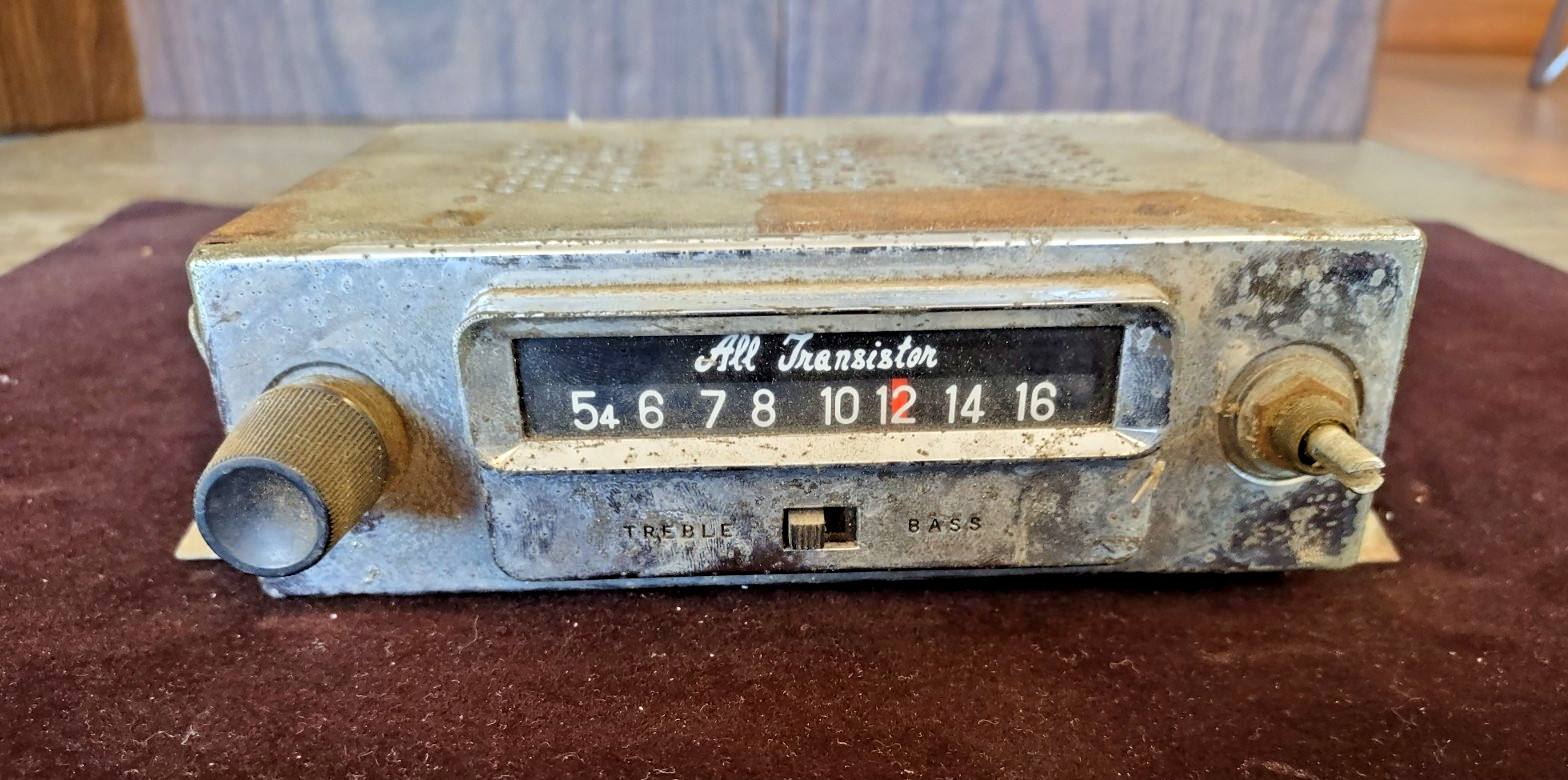 Vintage 1960’s Ford All Transistor AM Radio Untested 6V/12V 100007-009 207 Japan