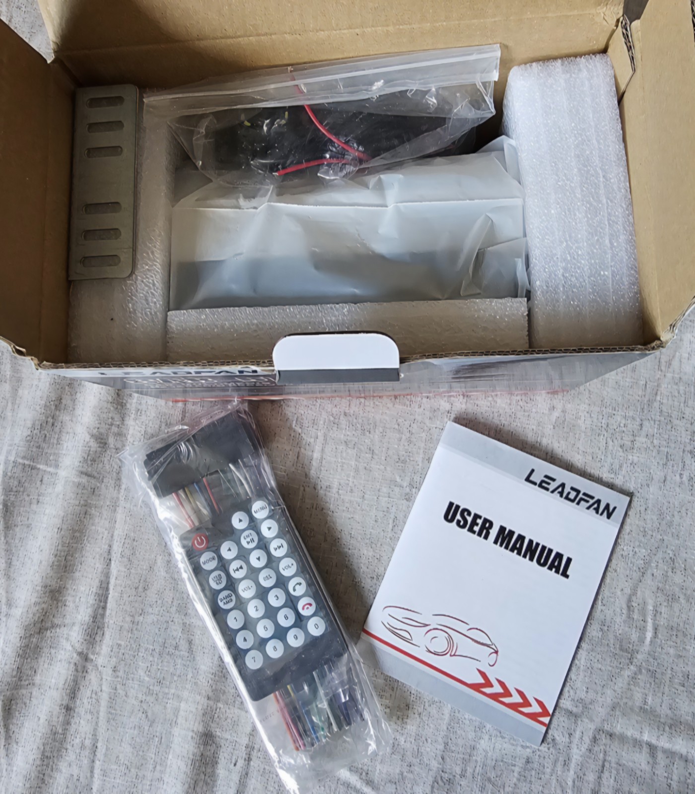 Leadfan * Car Stereo * MP5 Radio Receiver * Multimedia Player *Bluetooth USB AUX