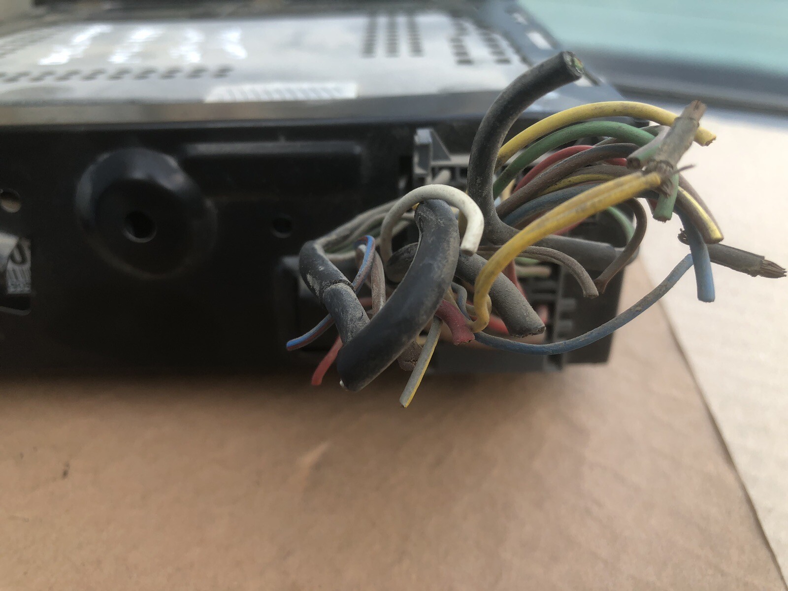 Opel Omega B1 Philips W8U On Star Radio Cassette Player phone 90566805 CCRT 700