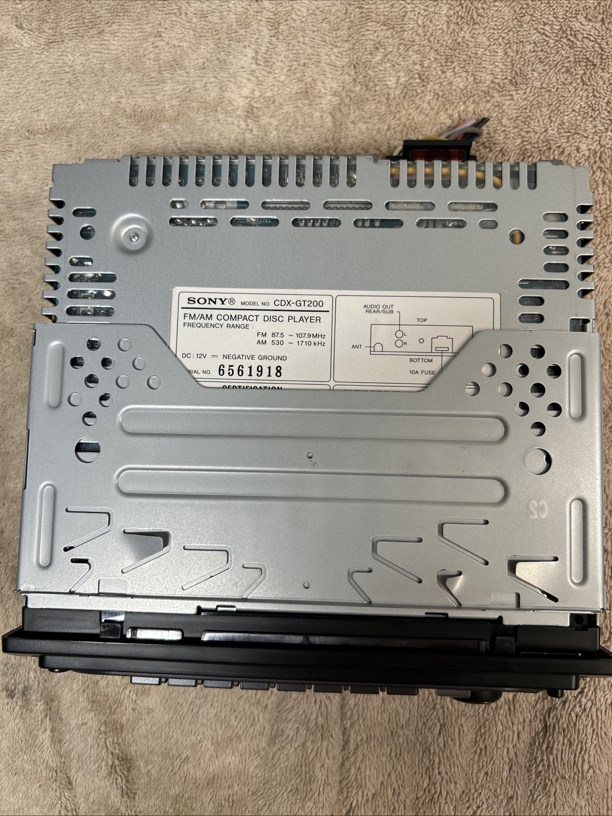 Sony CDX-GT200 FM/AM Car Stereo CD Player Xplod Series – New Open Box – MP3