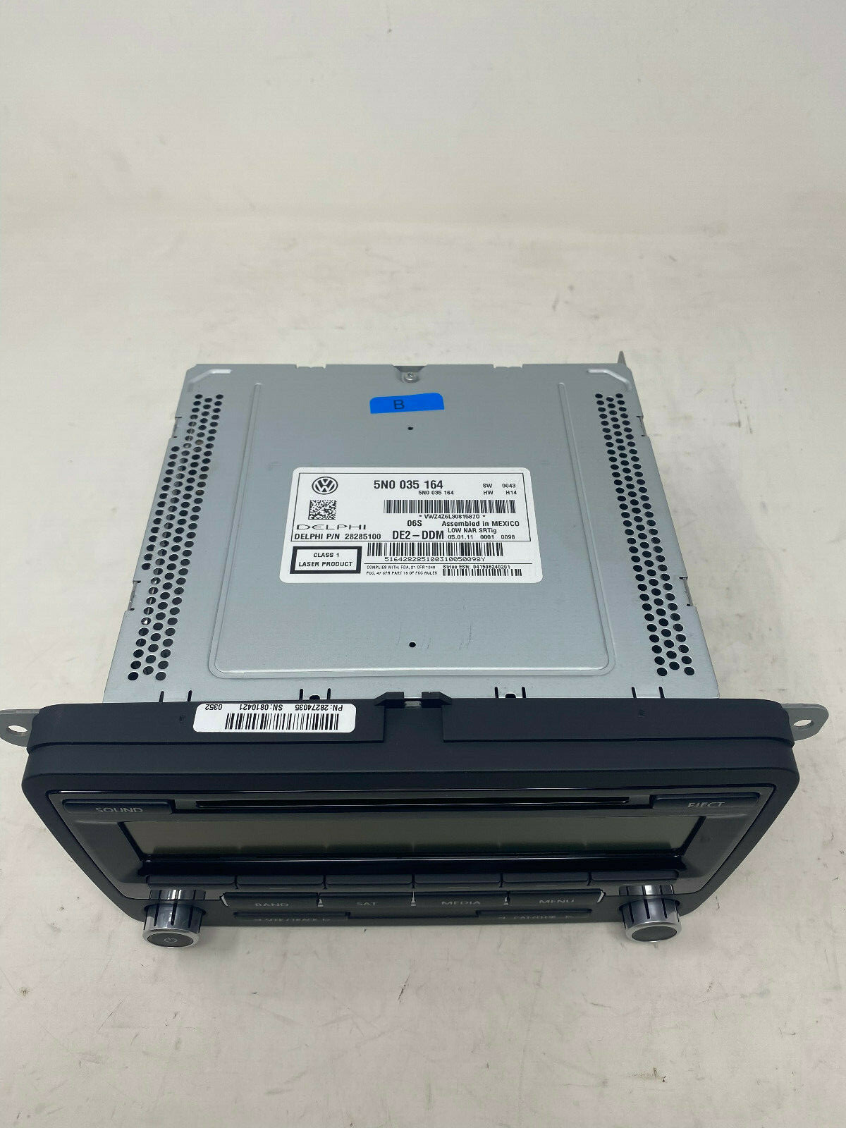 VW VOLKSWAGEN PASSAT JETTA BEETLE OEM RADIO 5N0035164 FREE SHIPPING!