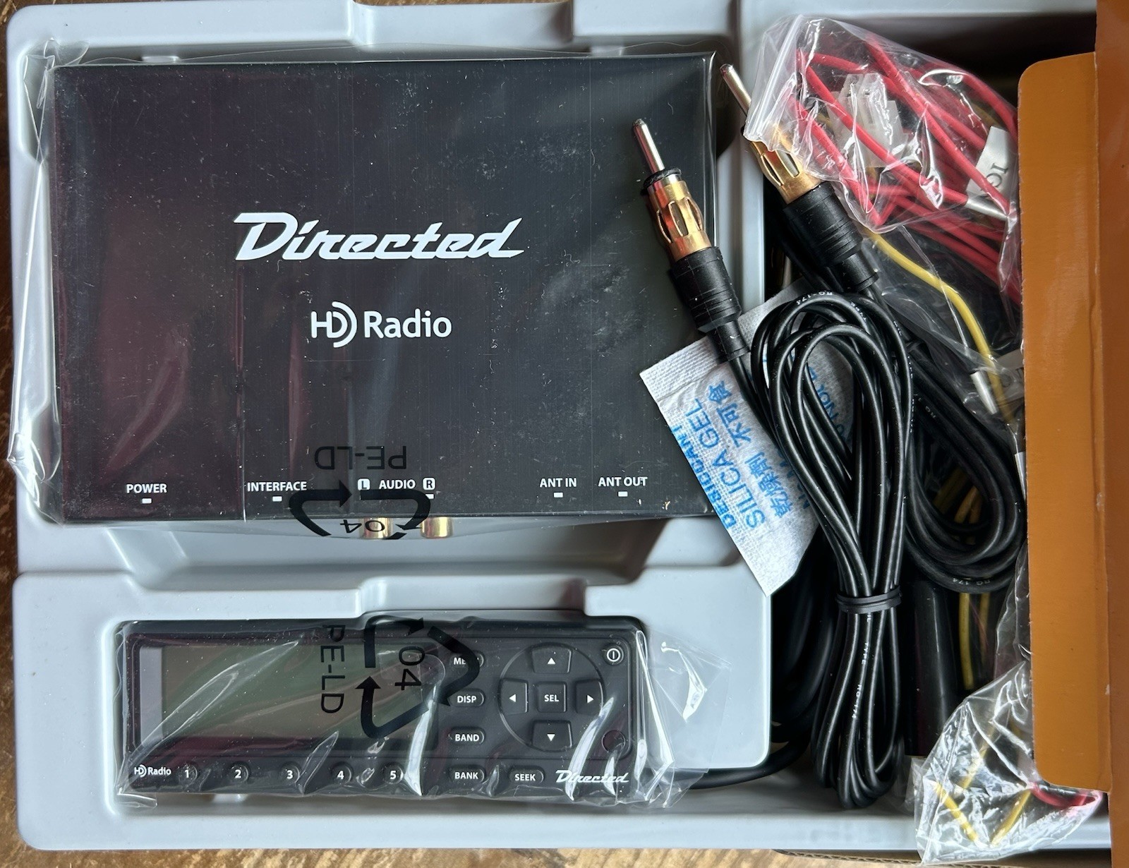 NEW Directed Electronics HD Car Connect Radio w/ Remote Model DMHD-1000 Open Box
