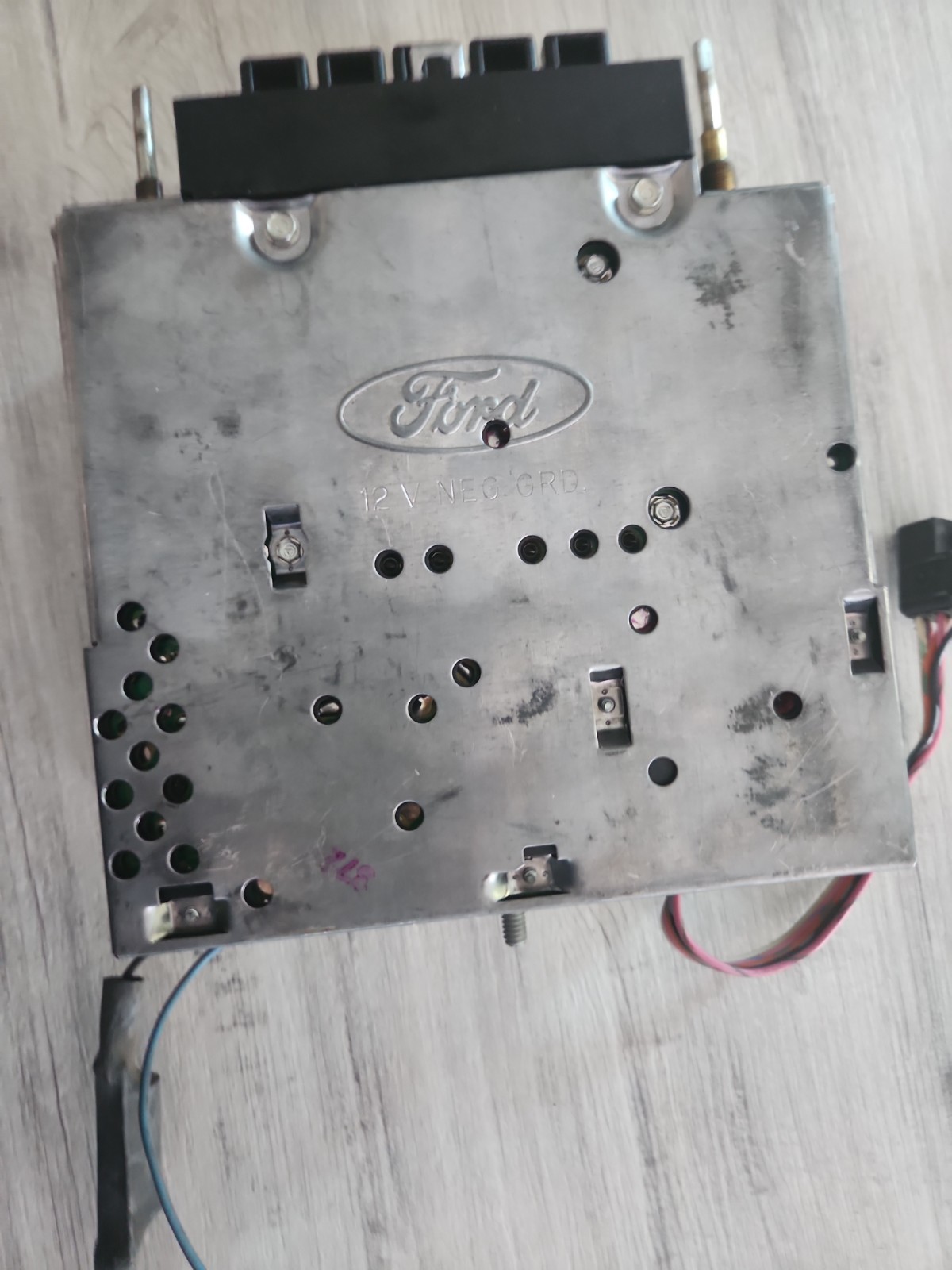 Ford Radio STEREO AM FM T BIRD COUGAR MUSTANG Mercury 4 Channel Aeronutronic OEM