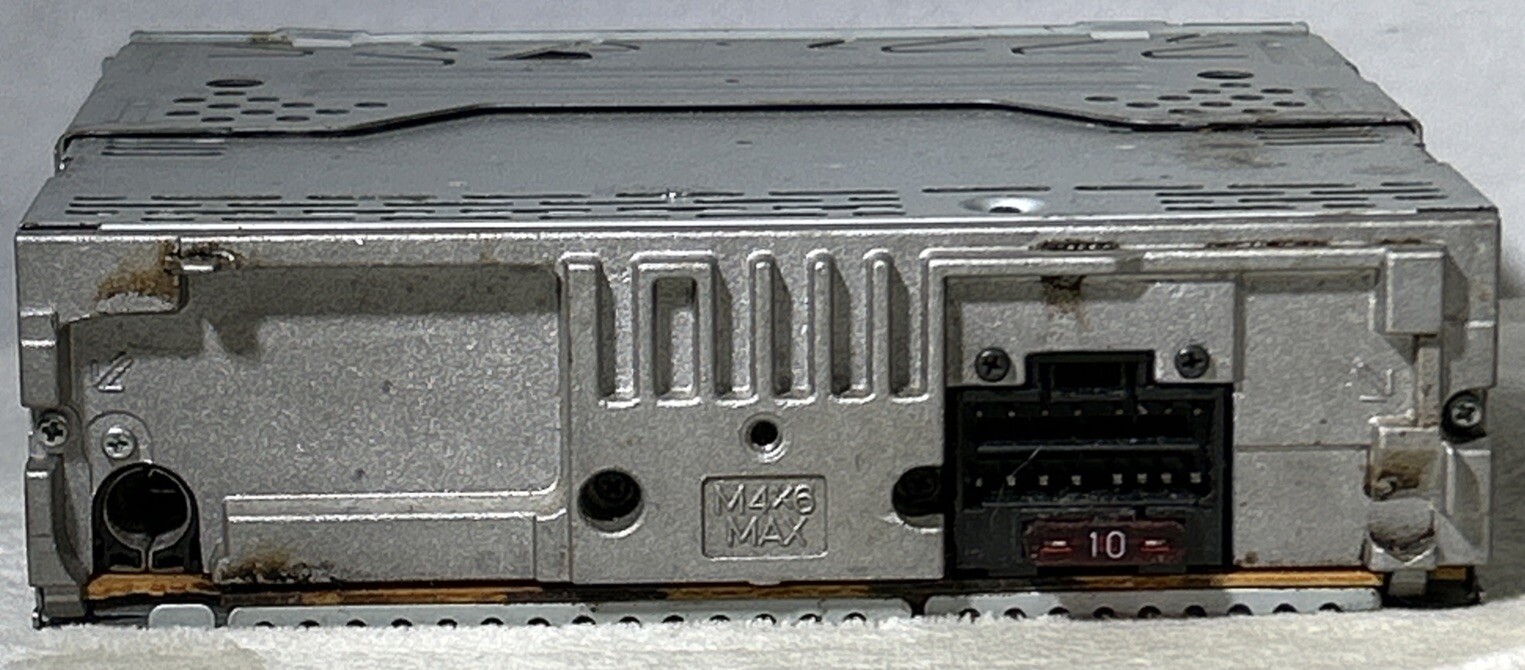Sony CDX-GT210 Head Unit CD Player Old School