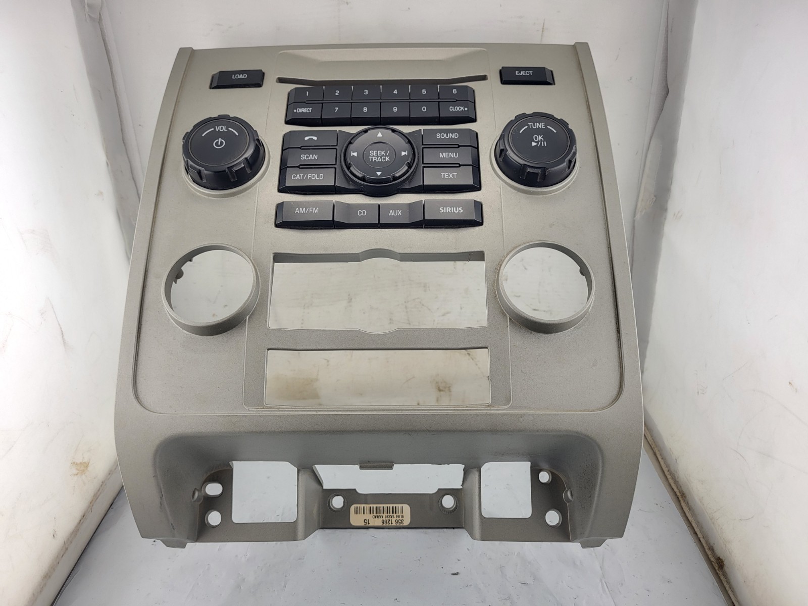 09-12 Ford Escape AM FM Radio Bezel & Control Panel 9L8T-18A802-BB