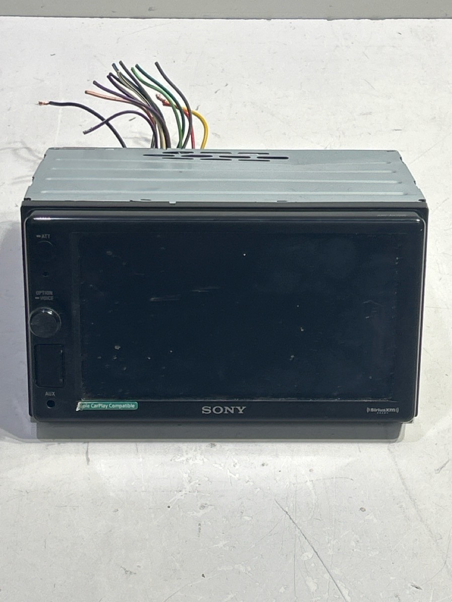 SONY MODEL XAV-AX1000 TOUCH SCREEN CAR DECK (P11035040)