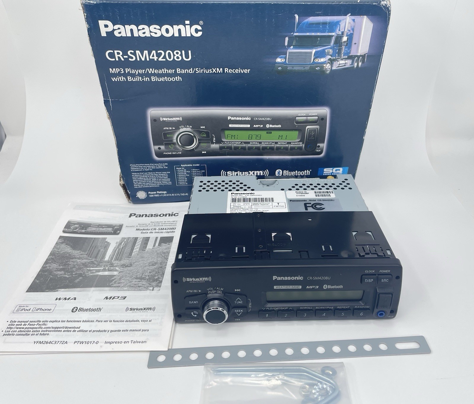 Panasonic CR-SM4208U heavy-duty,MP3,Weather,SiriusXM Receiver,Bluetooth UNUSED