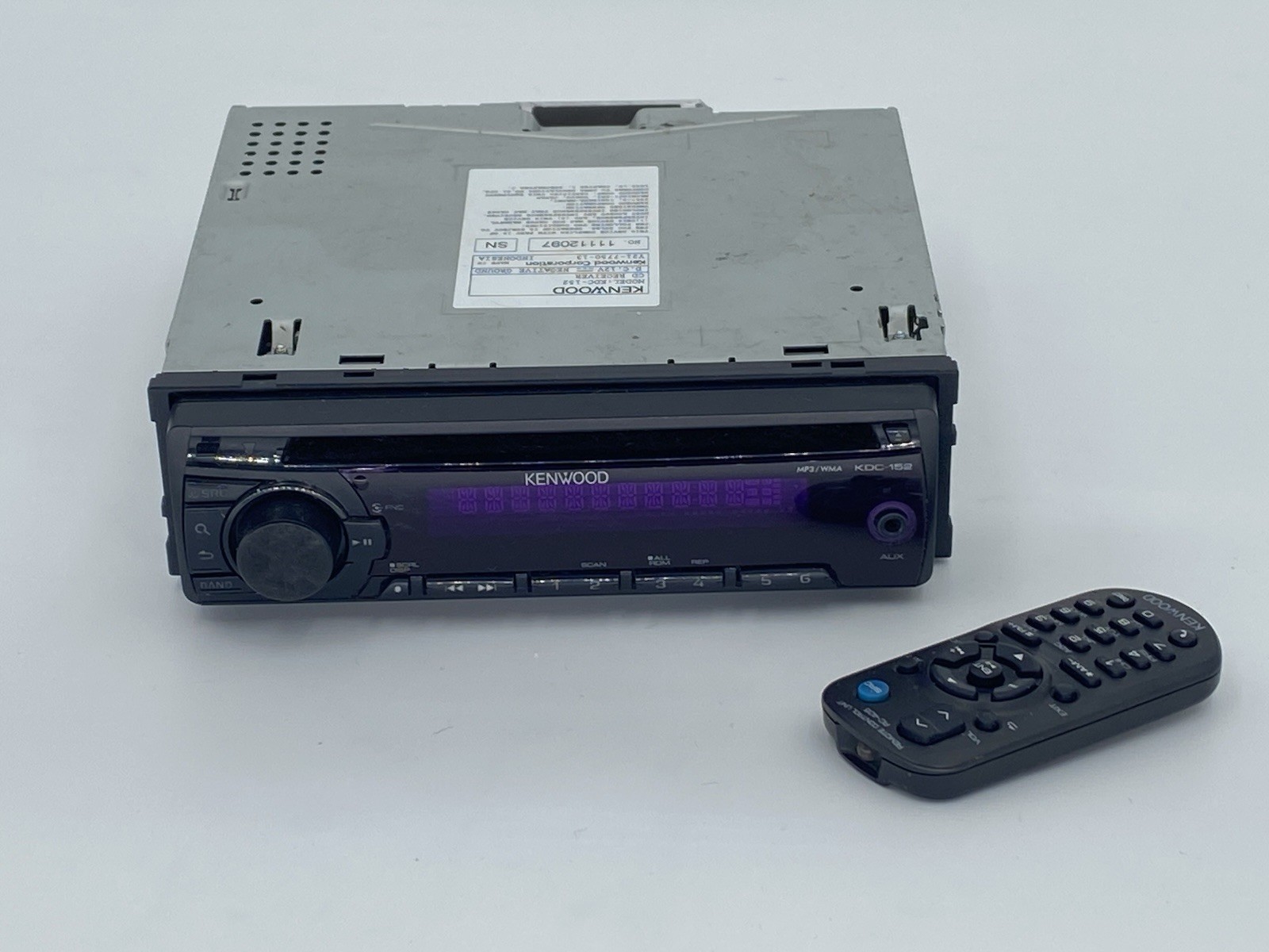 Kenwood KDC-152 AM/FM CD Mp3 Stereo Receiver with AUX Input And Remote UNTESTED